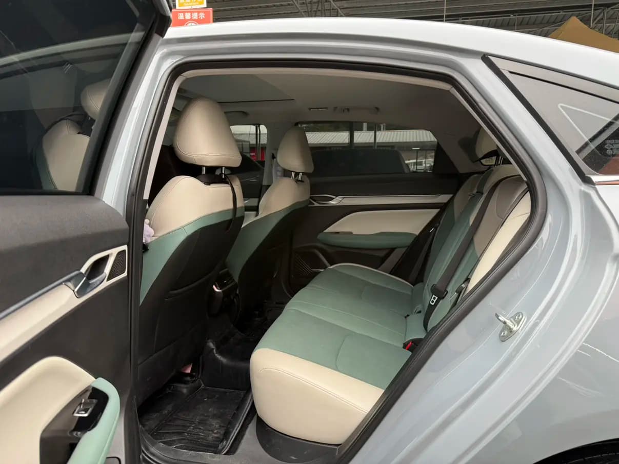 Geely Emgrand L HiP 2023 г. 56044 км. — фото 9
