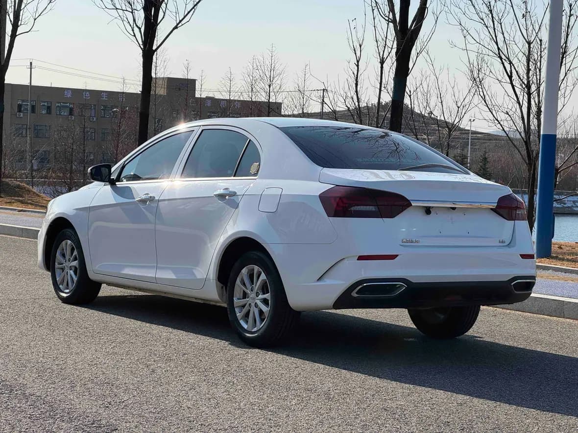 Geely Emgrand 2021 г. 30093 км. — фото 4