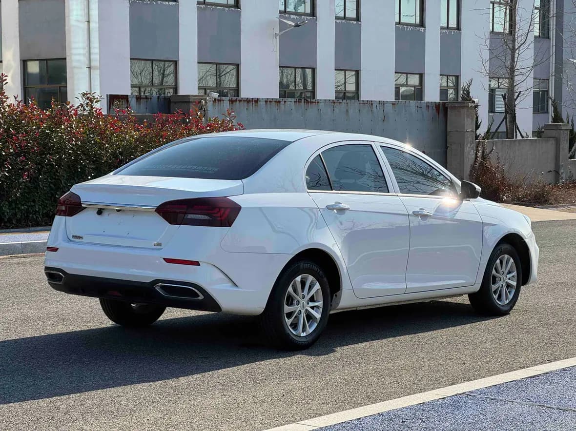 Geely Emgrand 2021 г. 30093 км. — фото 6