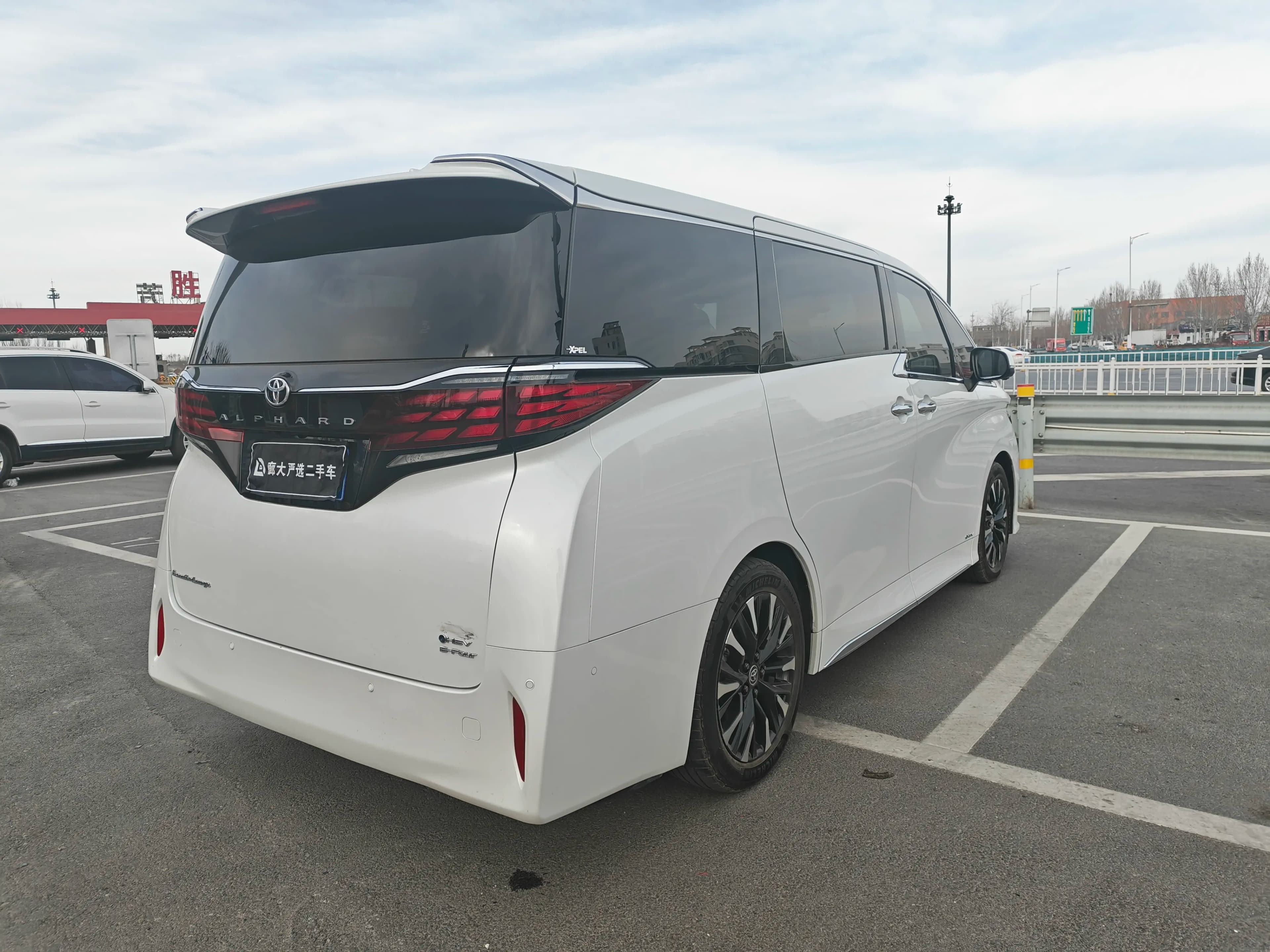Toyota Alphard 2024 г. 37032 км. — фото 4