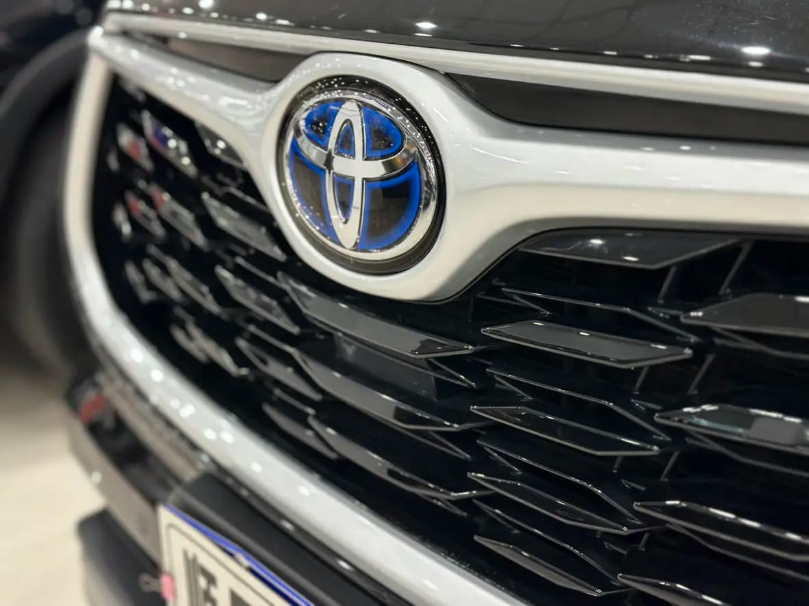 Toyota Highlander 2023 г. 50010 км. — фото 20