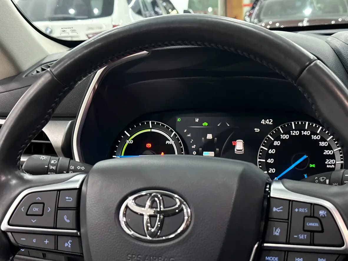 Toyota Highlander 2023 г. 50010 км. — фото 27