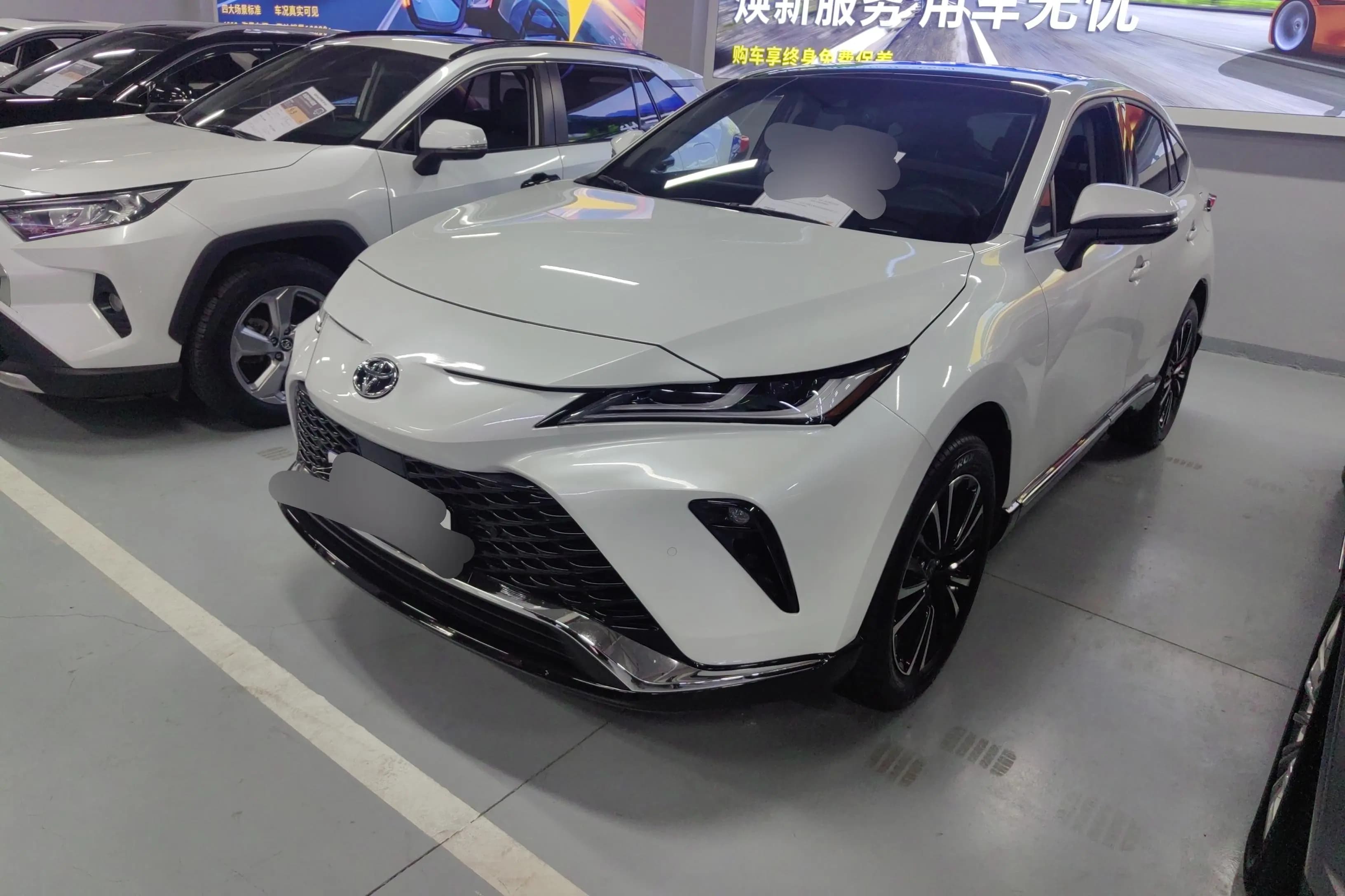 Toyota Venza 2023 г. 43489 км.