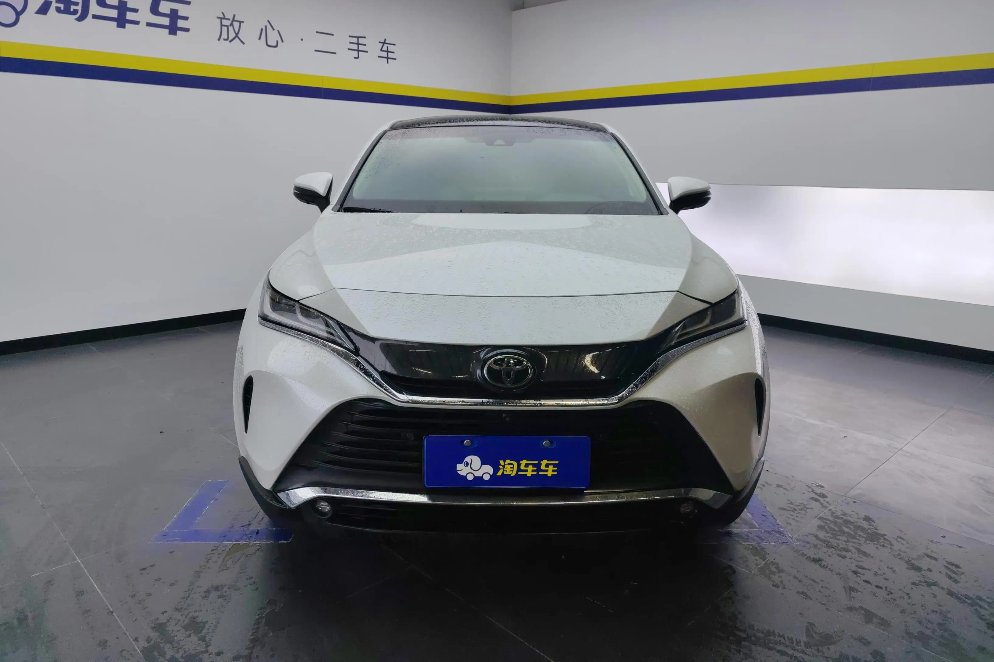 Toyota Harrier 2022 г. 30317 км. — фото 2