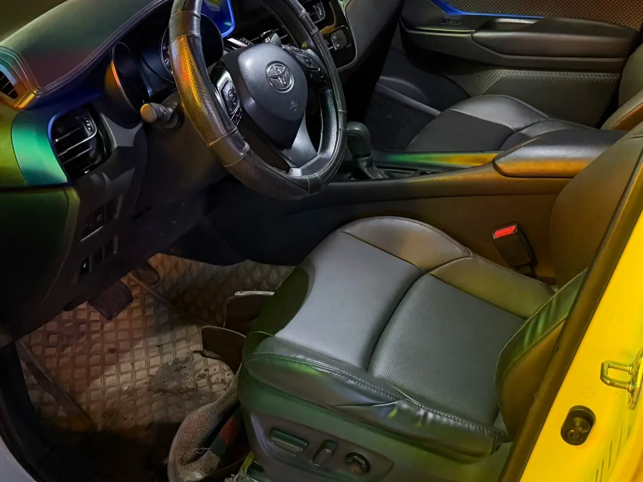 Toyota C-HR 2022 г. 74081 км. — фото 12