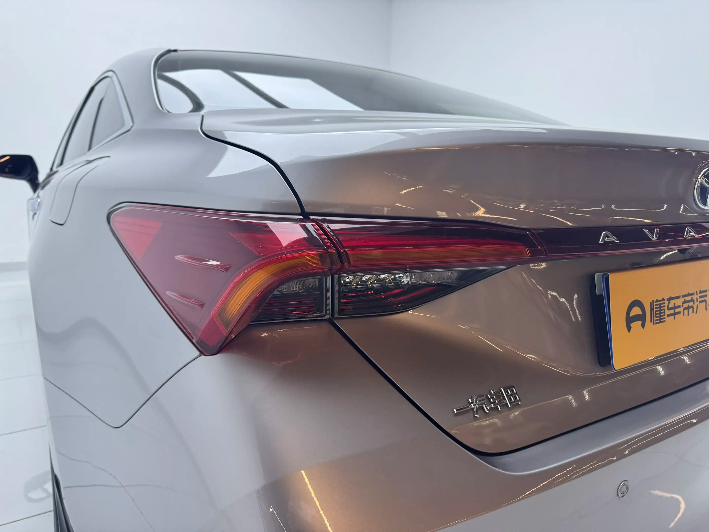 Toyota Avalon 2021 г. 63200 км. — фото 13