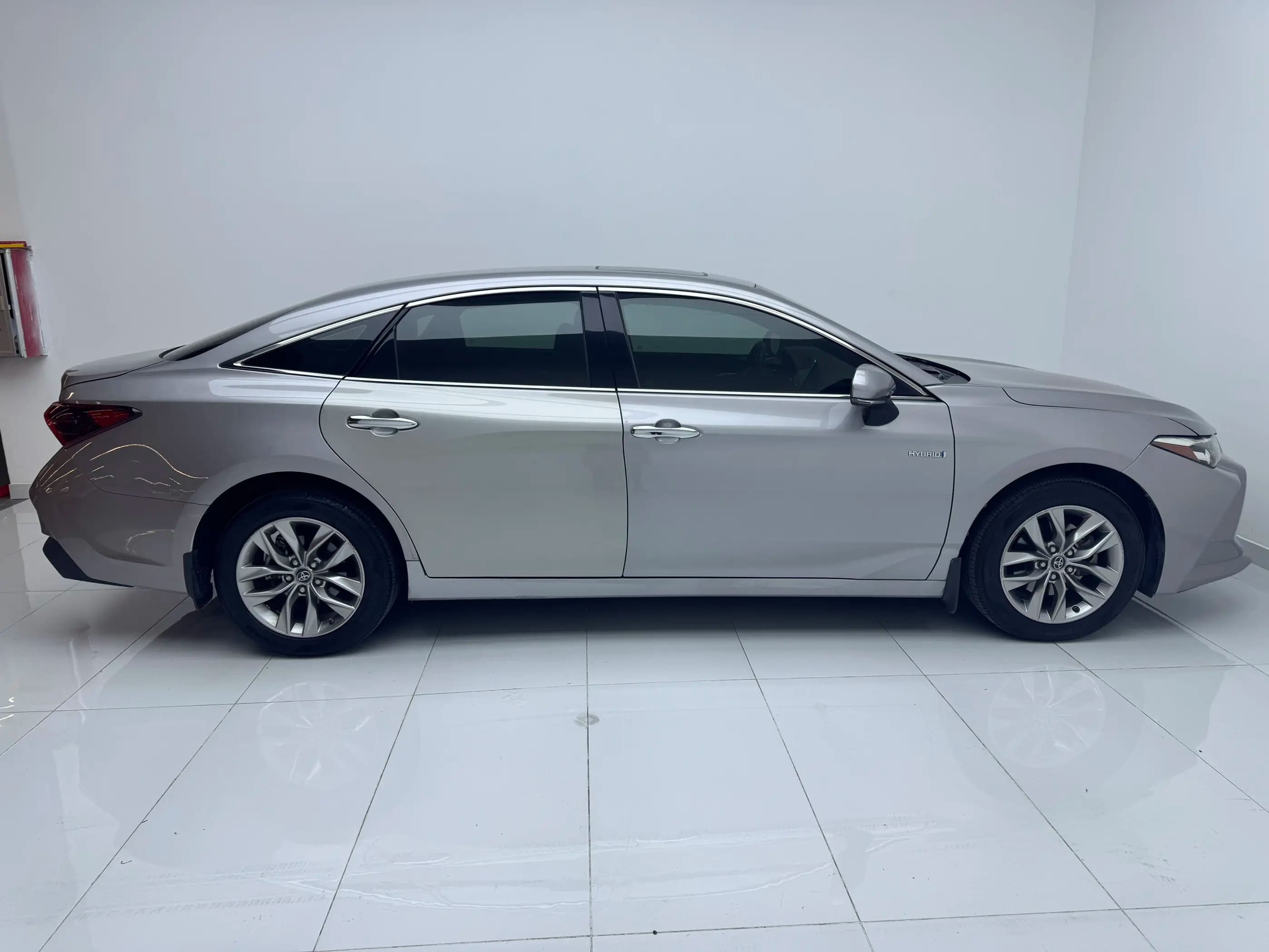 Toyota Avalon 2021 г. 63200 км. — фото 8