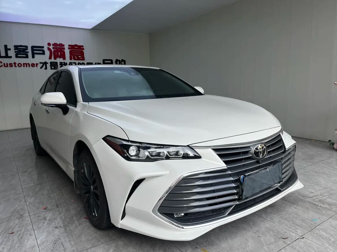 Toyota Avalon 2021 г. 49900 км. — фото 3