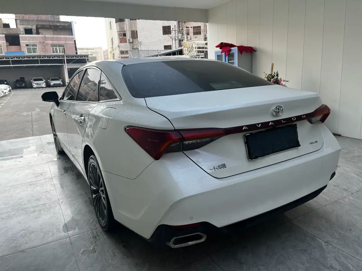 Toyota Avalon 2021 г. 49900 км. — фото 4