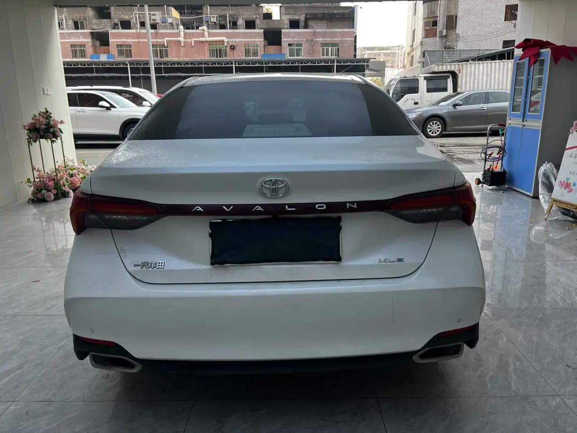 Toyota Avalon 2021 г. 49900 км. — фото 5