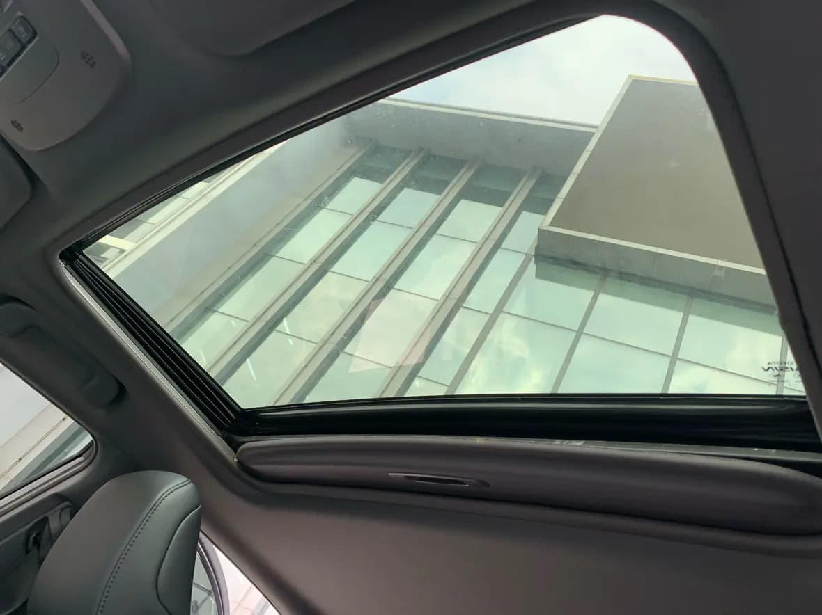 Toyota Avalon 2023 г. 33000 км. — фото 25