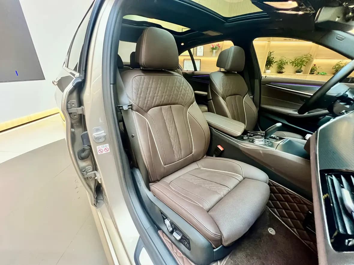 BMW 5 Series PHEV 2021 г. 57135 км. — фото 18