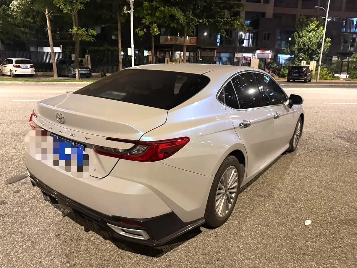Toyota Camry 2024 г. 12089 км. — фото 6