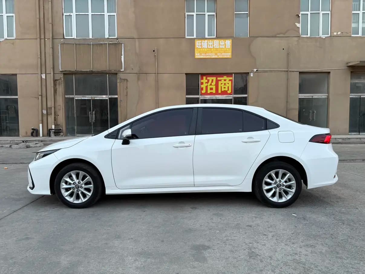 Toyota Corolla 2022 г. 14023 км. — фото 4