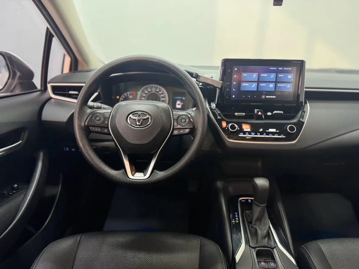 Toyota Corolla 2021 г. 39026 км. — фото 11