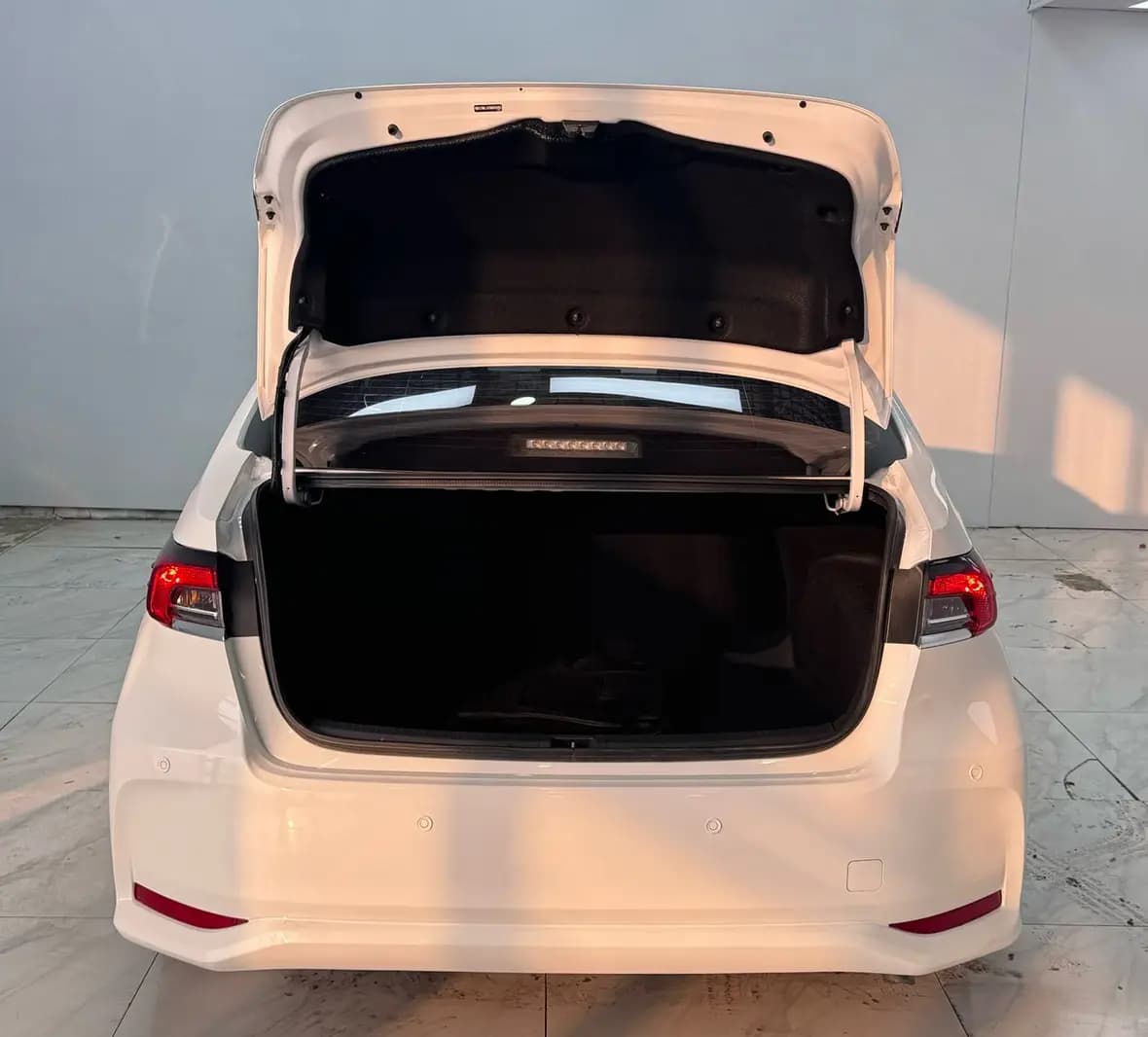 Toyota Corolla 2021 г. 39026 км. — фото 14