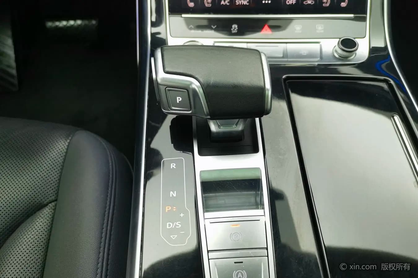 Audi Q7 2021 г. 105832 км. — фото 16