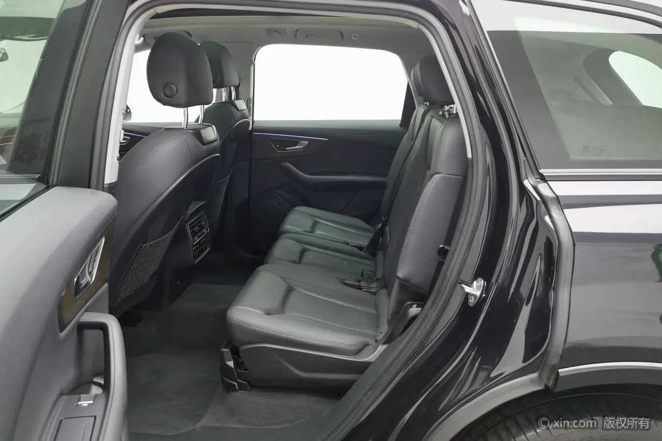 Audi Q7 2021 г. 105832 км. — фото 19