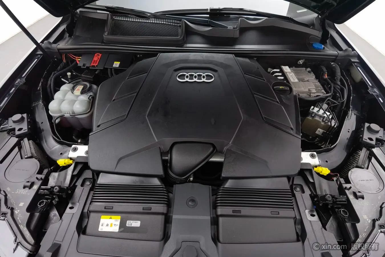 Audi Q7 2021 г. 105832 км. — фото 5