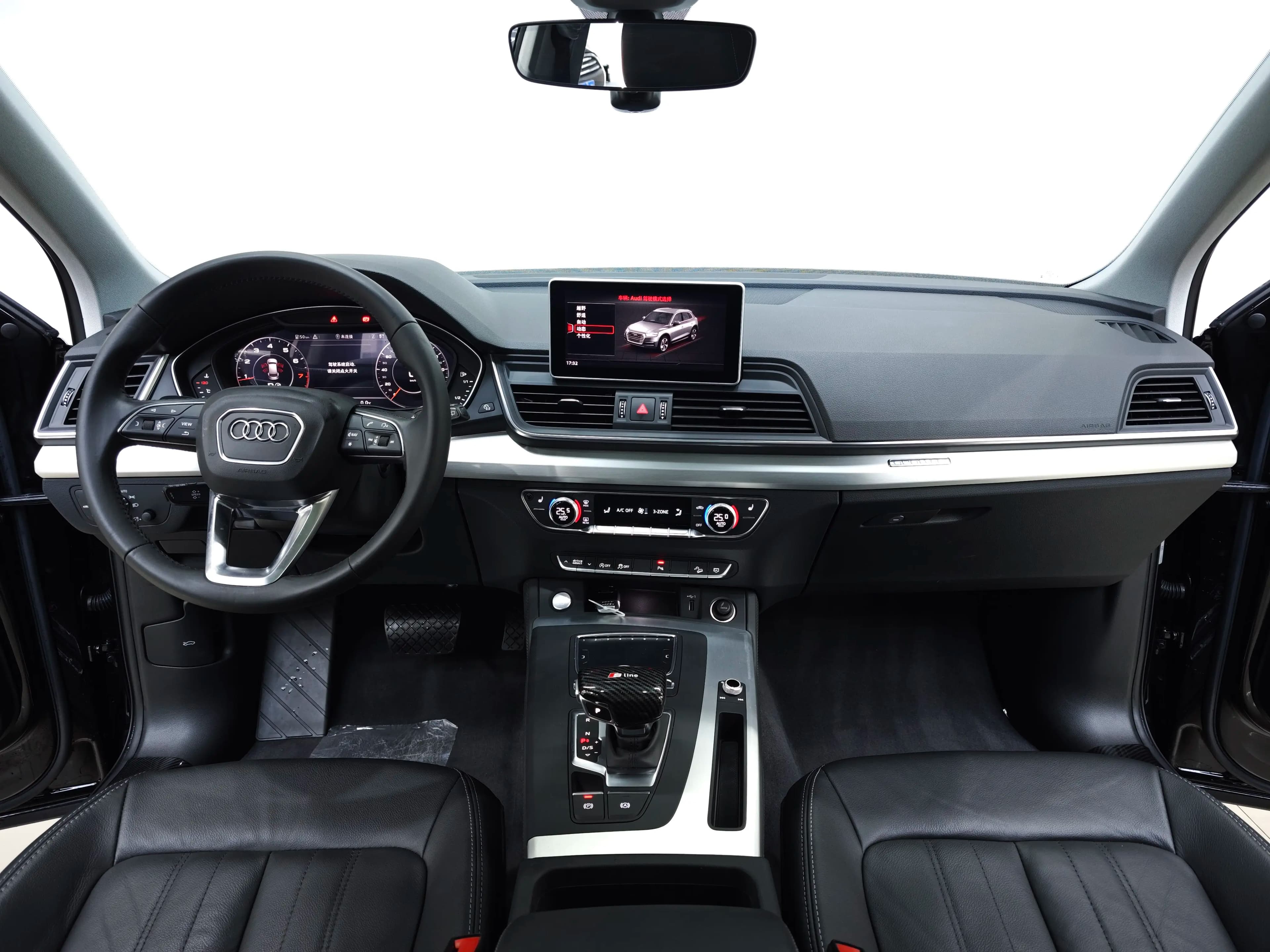 Audi Q5L 2021 г. 63099 км. — фото 11