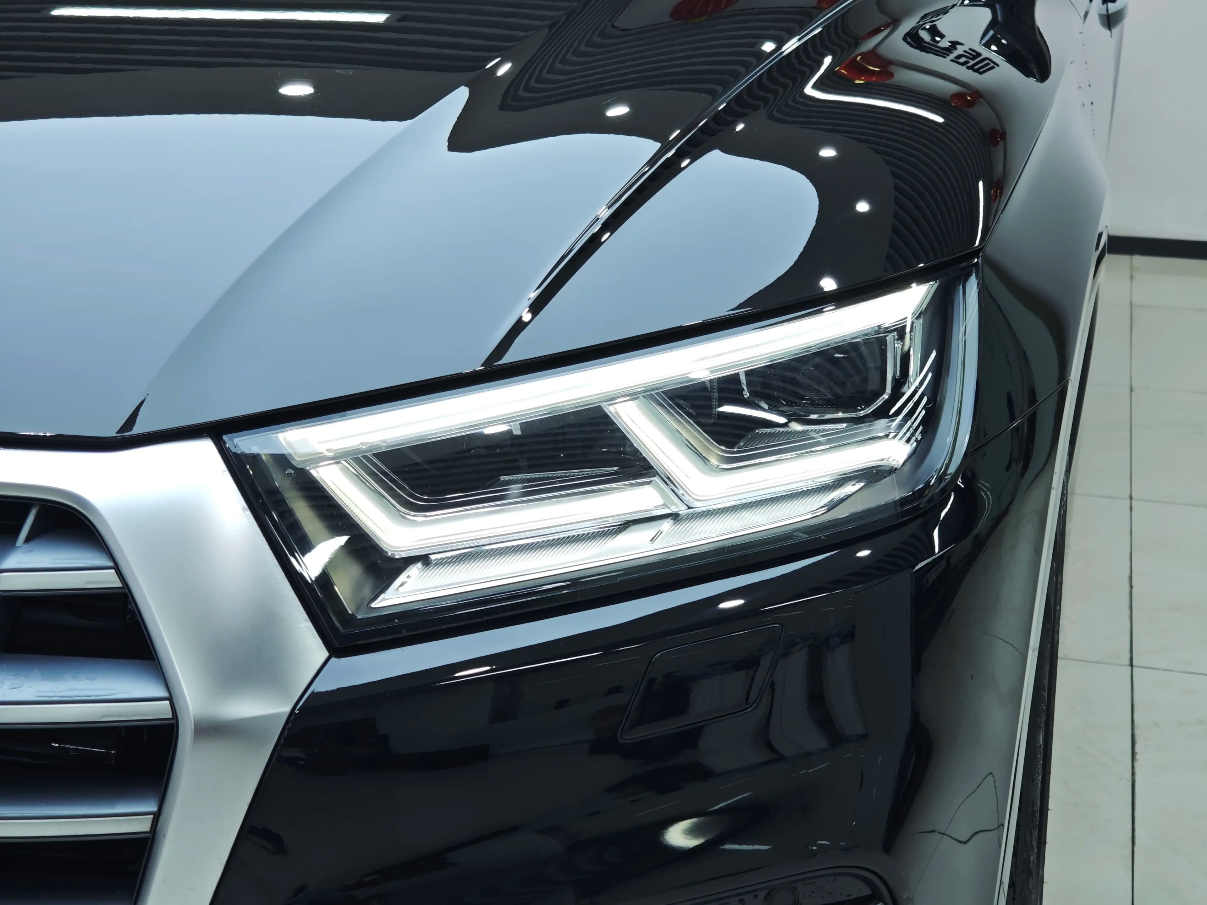 Audi Q5L 2021 г. 63099 км. — фото 5