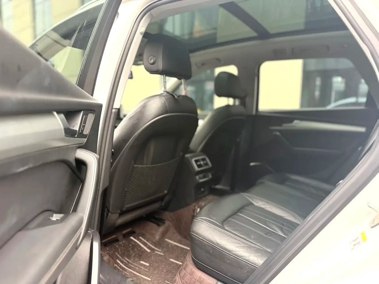 Audi Q5L 2021 г. 60108 км. — фото 8