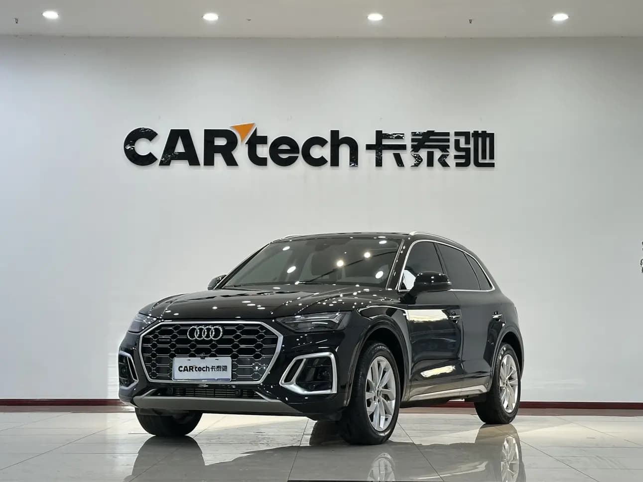 Audi Q5L 2022 г. 36110 км.