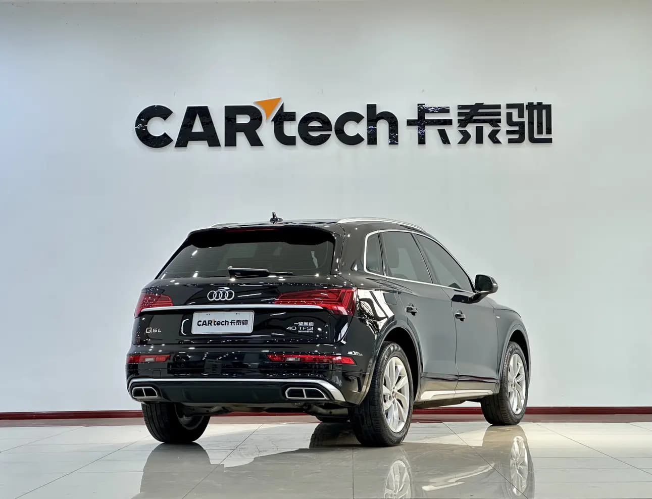 Audi Q5L 2022 г. 36110 км. — фото 7
