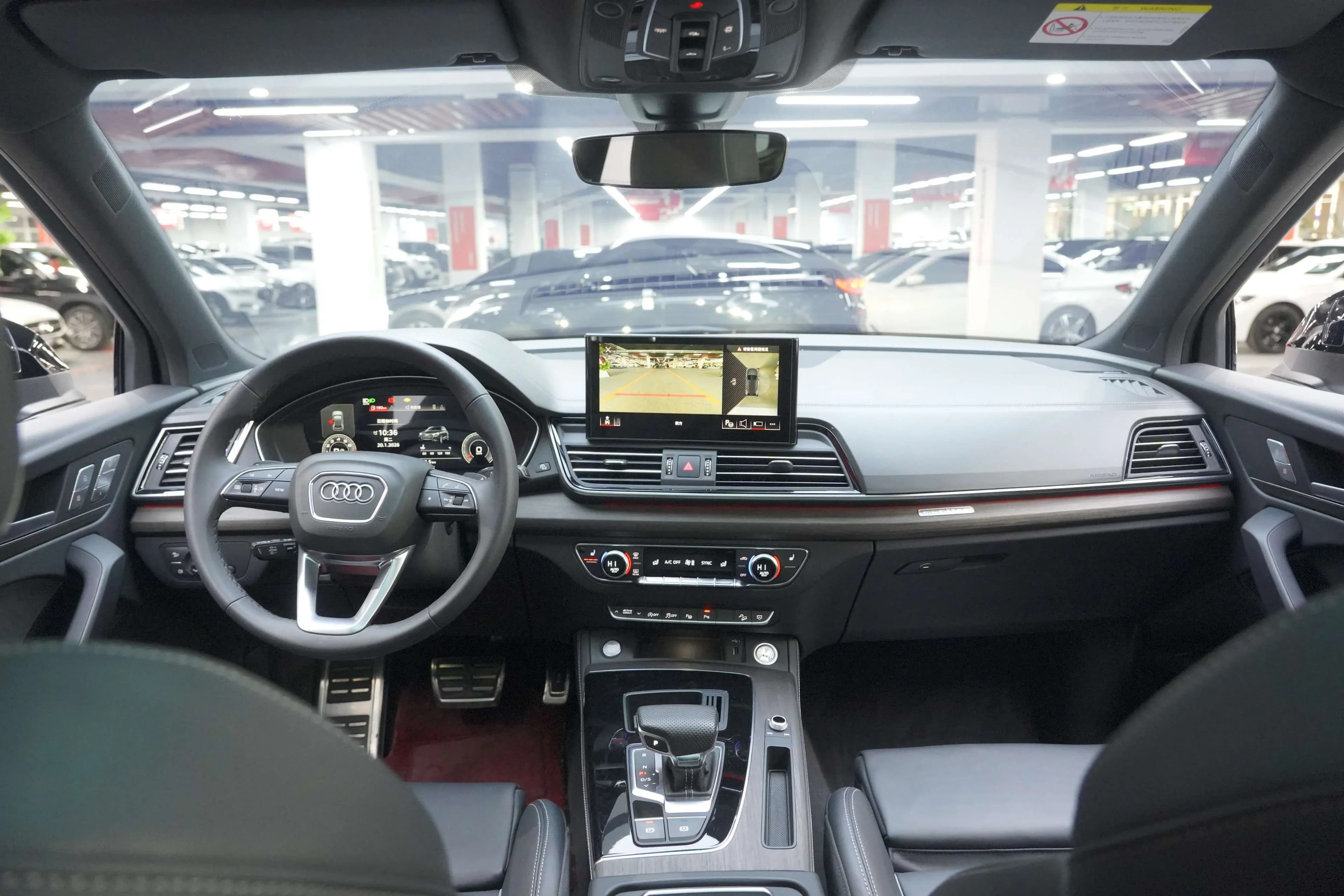 Audi Q5L 2024 г. 35124 км. — фото 14