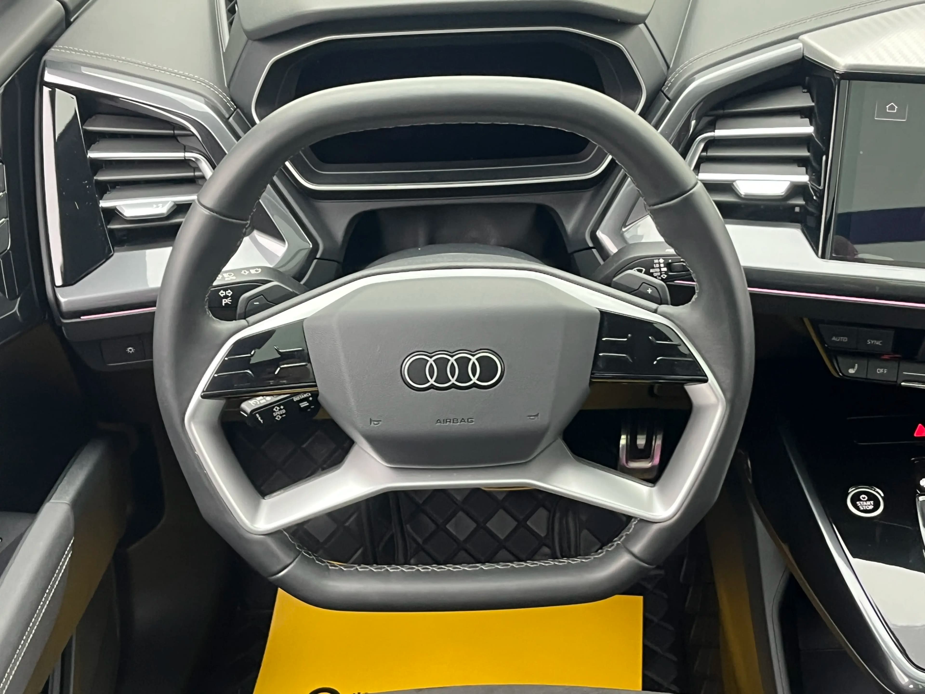 Audi Q4 e-tron 2023 г. 43993 км. — фото 17