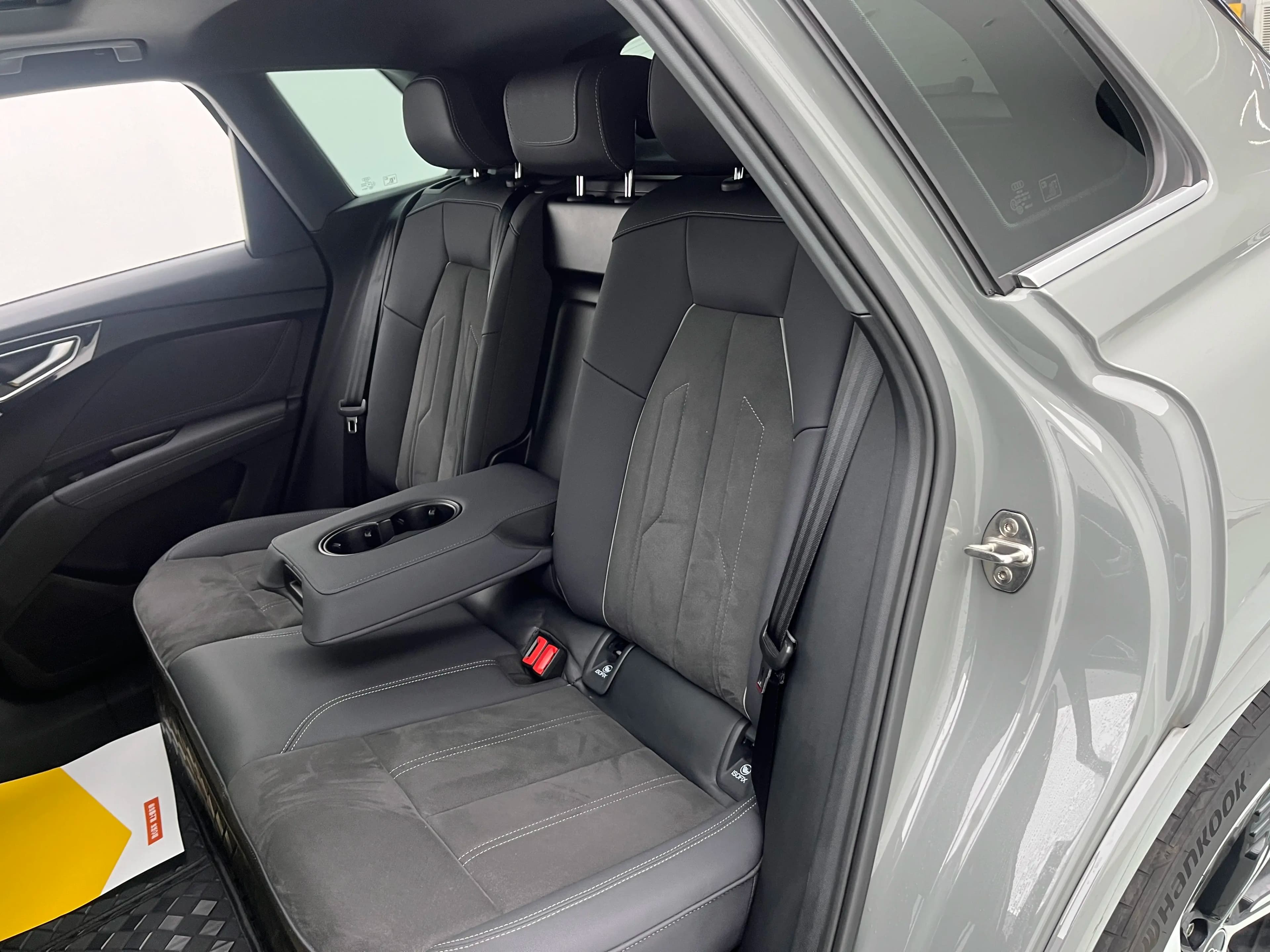 Audi Q4 e-tron 2023 г. 43993 км. — фото 24