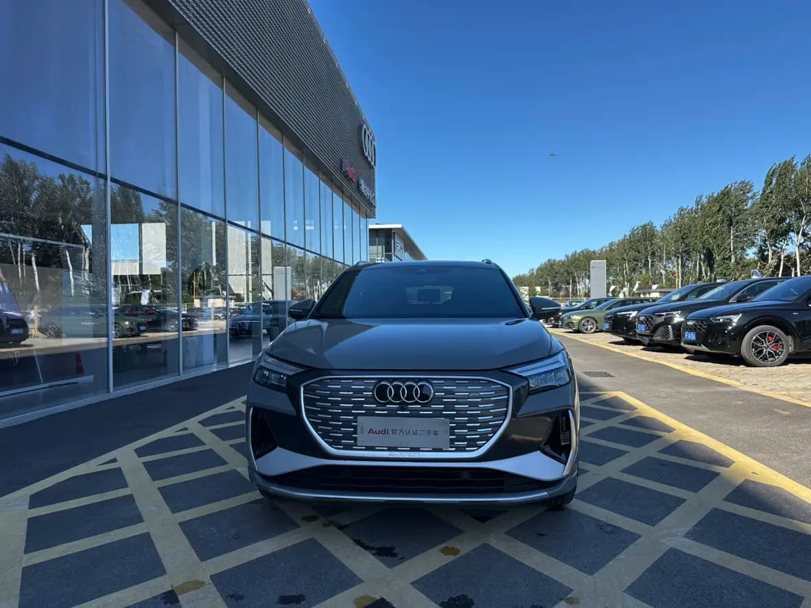 Audi Q4 e-tron 2022 г. 4591 км. — фото 2