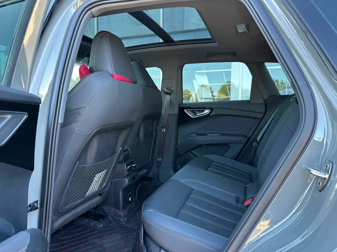 Audi Q4 e-tron 2022 г. 4591 км. — фото 11