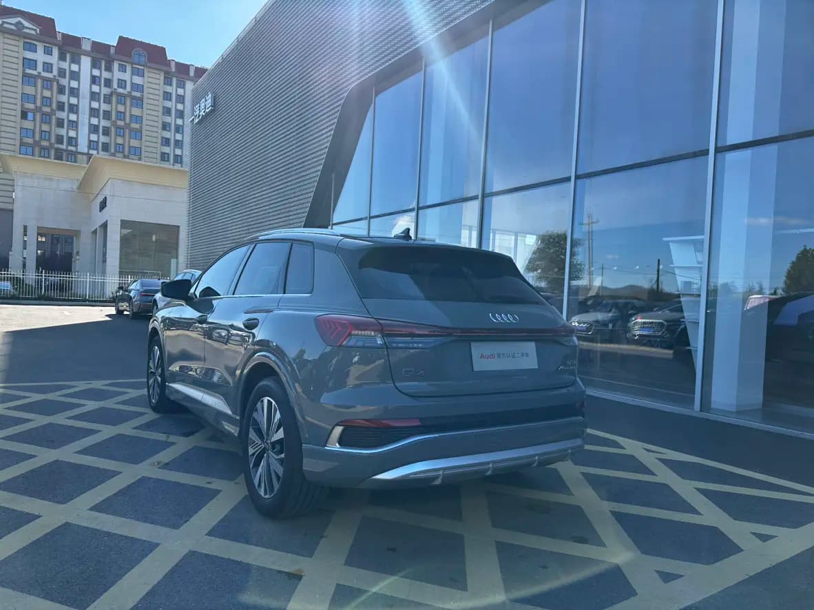 Audi Q4 e-tron 2022 г. 4591 км. — фото 5