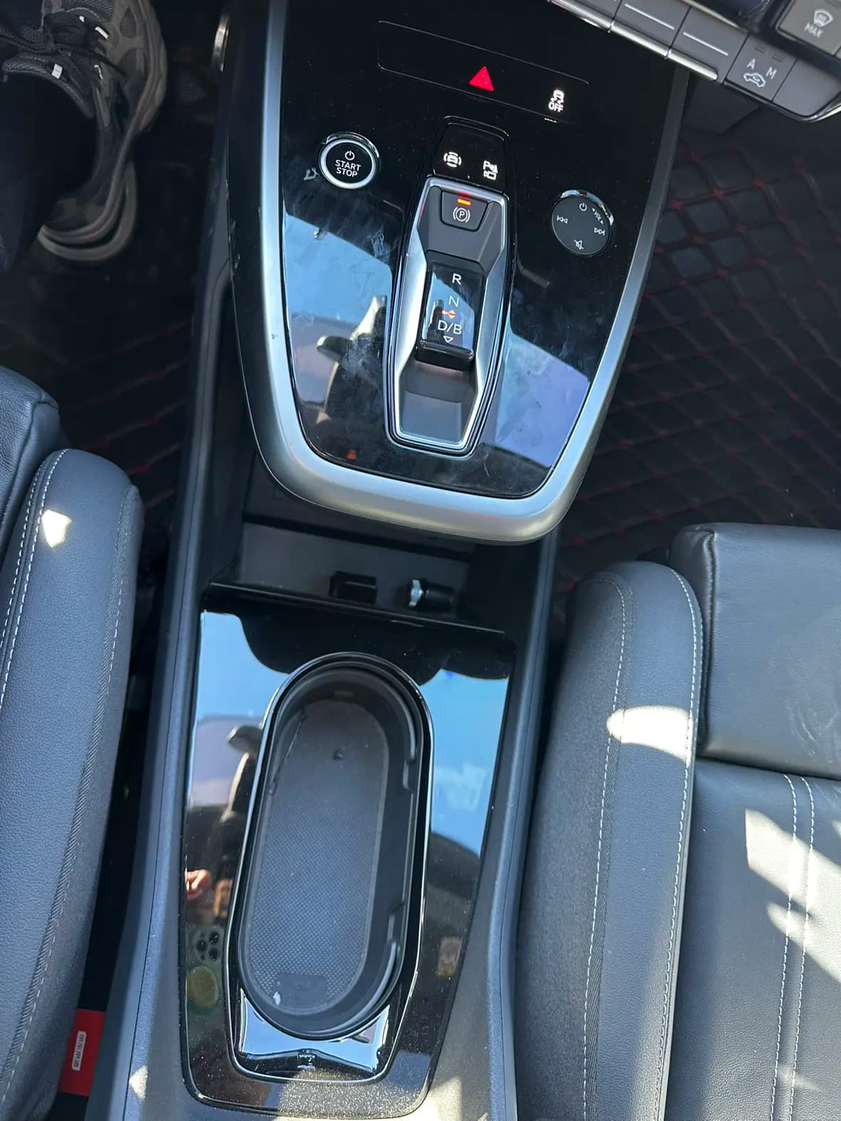 Audi Q4 e-tron 2022 г. 4591 км. — фото 7