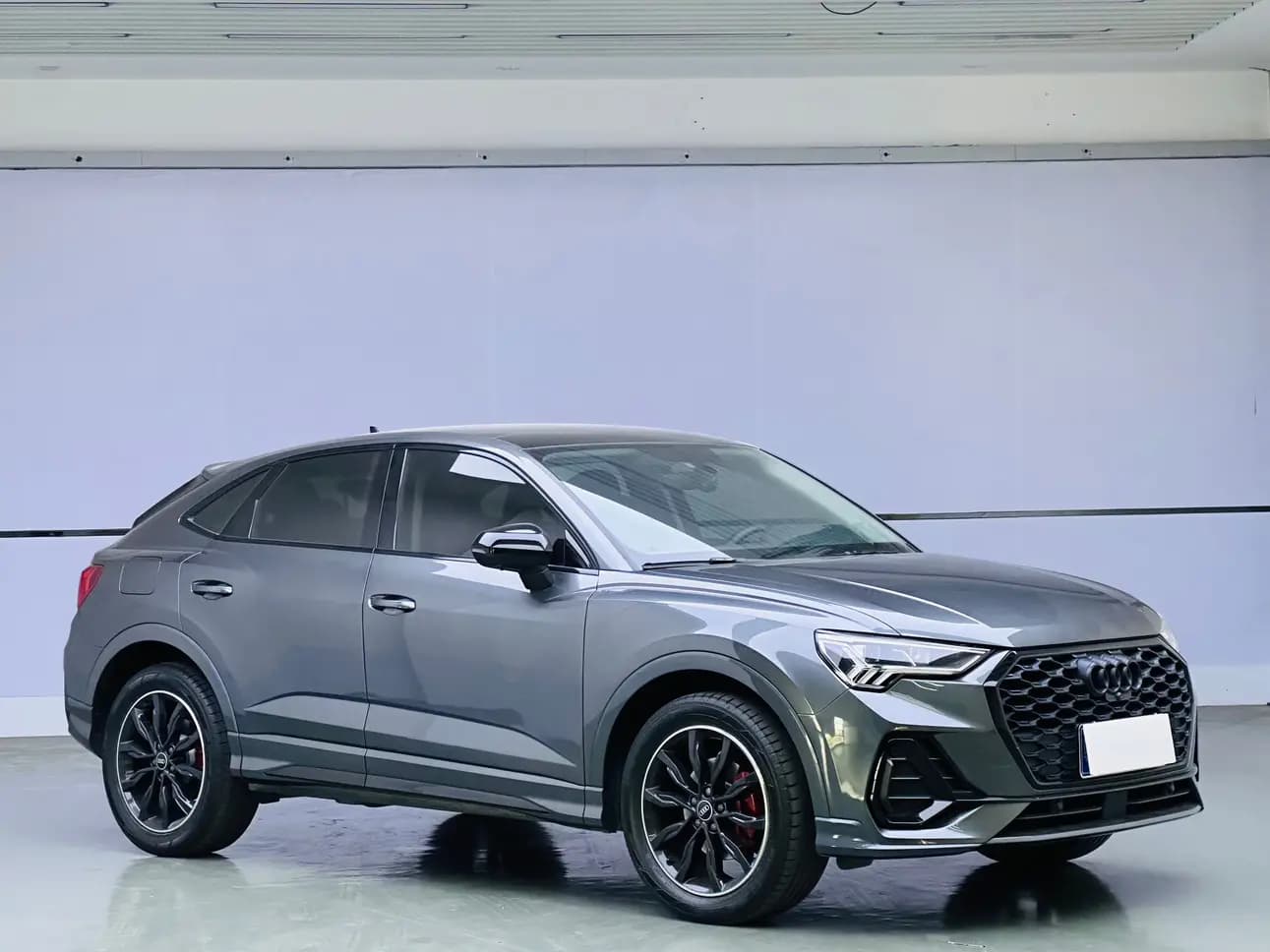 Audi Q3 Sportback 2021 г. 45117 км. — фото 3