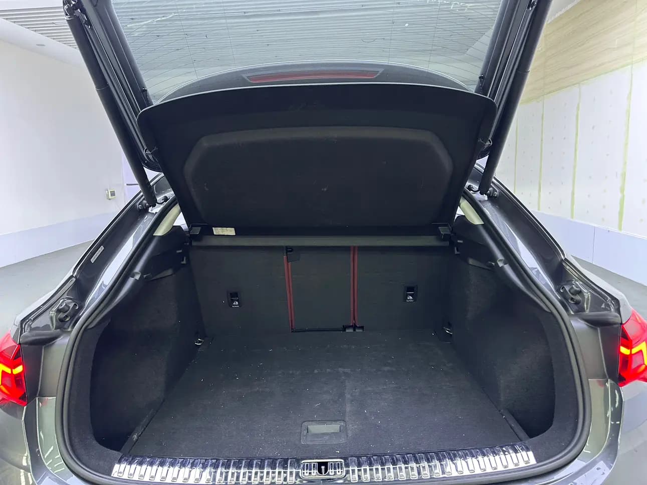 Audi Q3 Sportback 2021 г. 45117 км. — фото 8