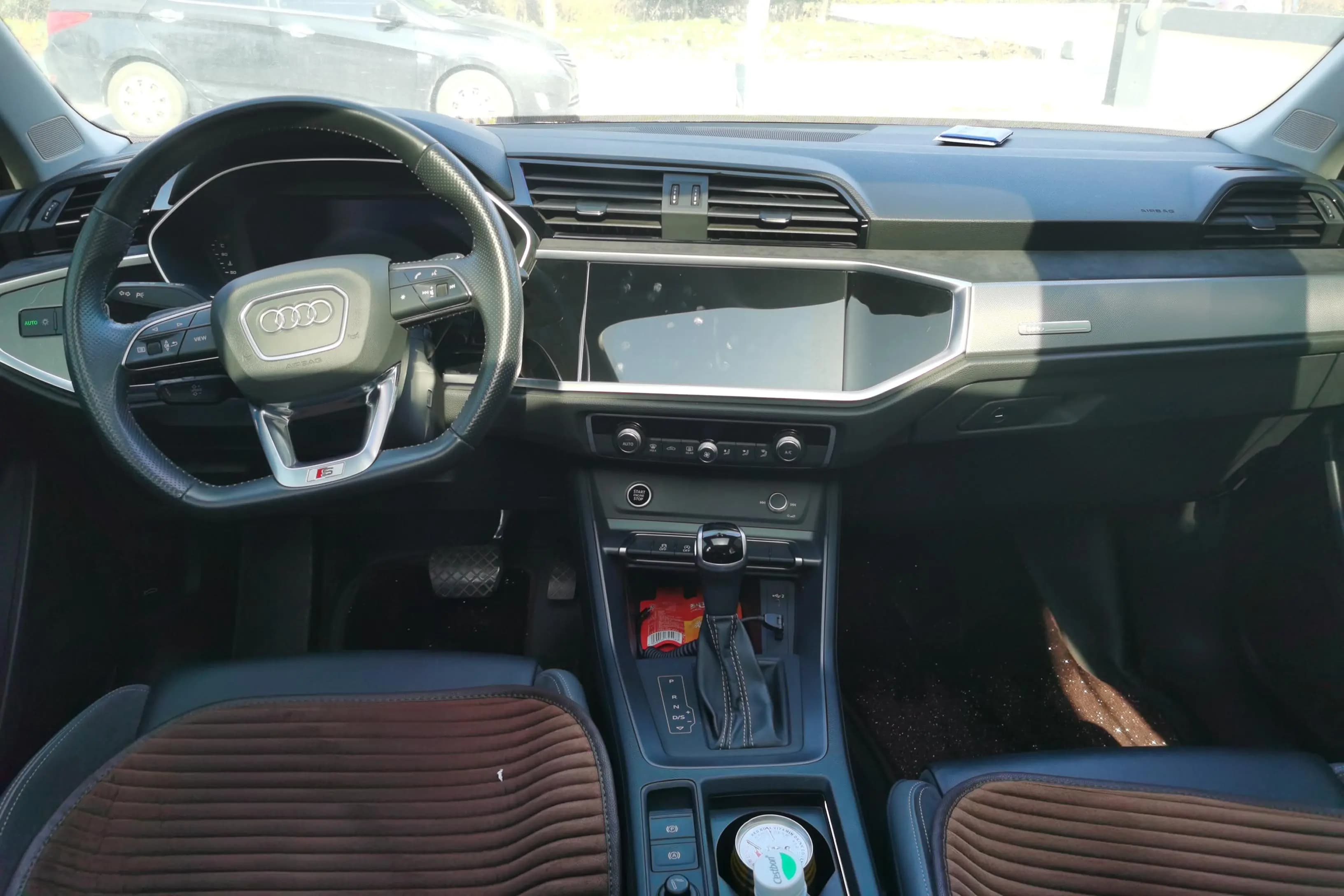 Audi Q3 Sportback 2021 г. 56404 км. — фото 11