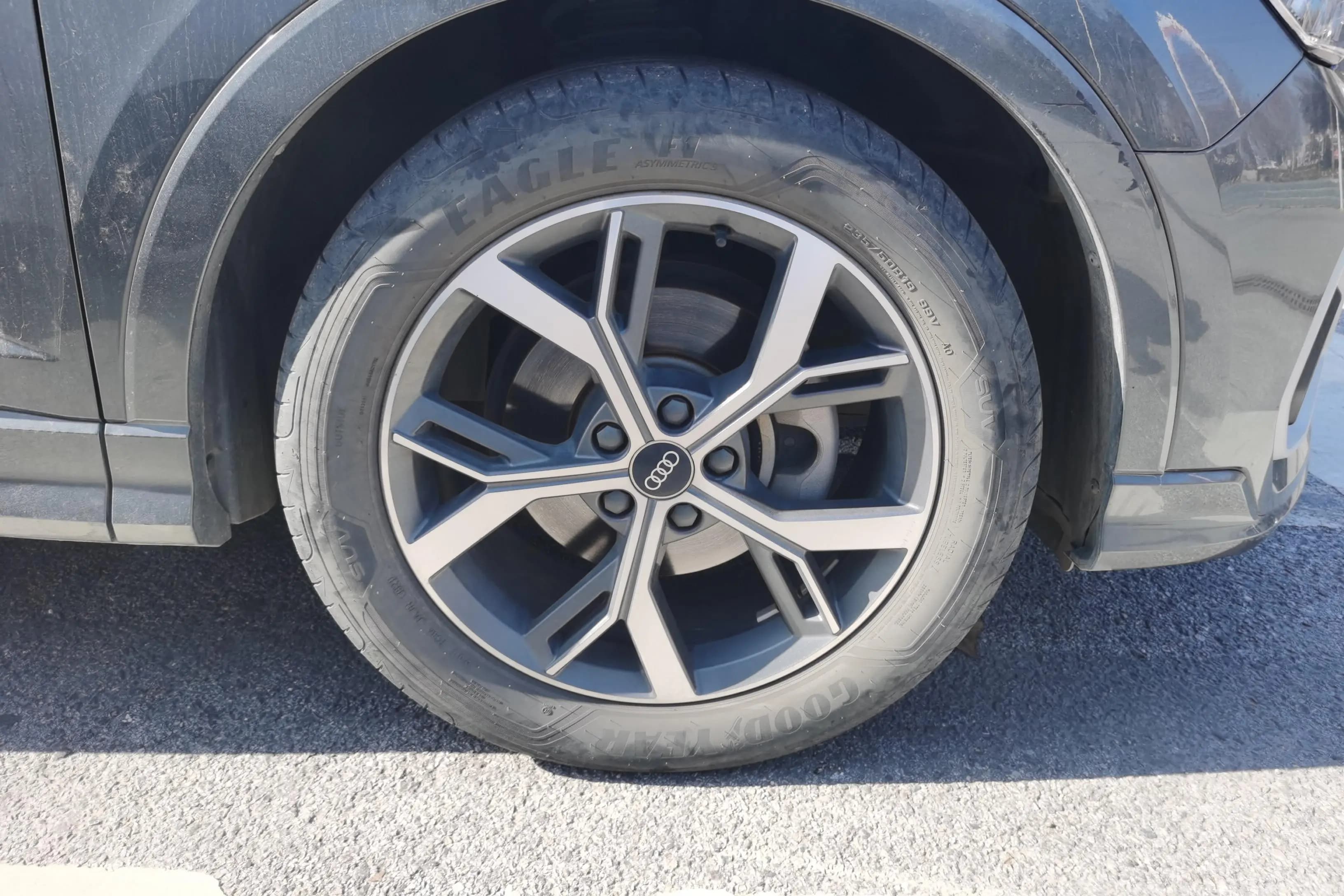 Audi Q3 Sportback 2021 г. 56404 км. — фото 4