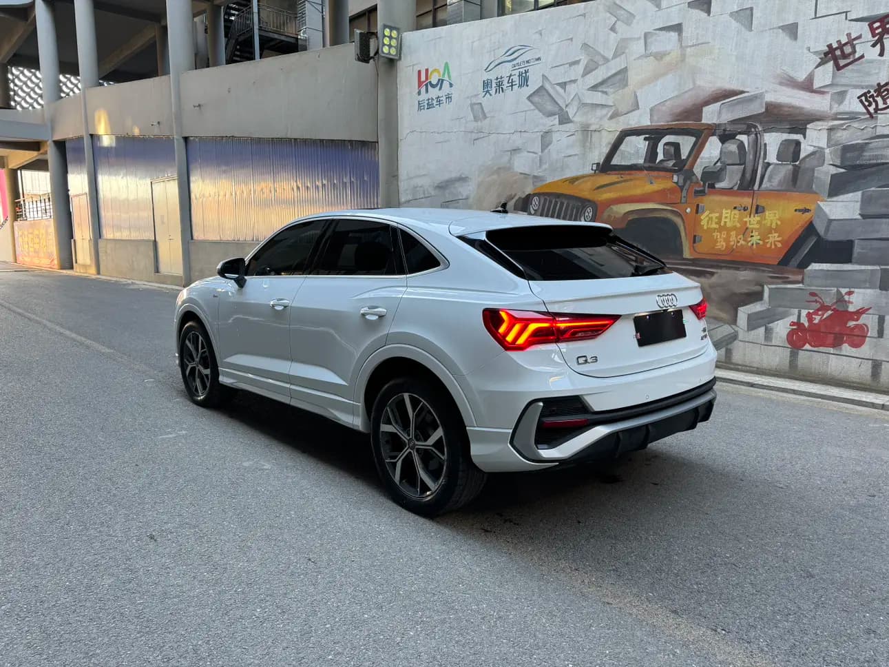 Audi Q3 Sportback 2021 г. 60013 км. — фото 4