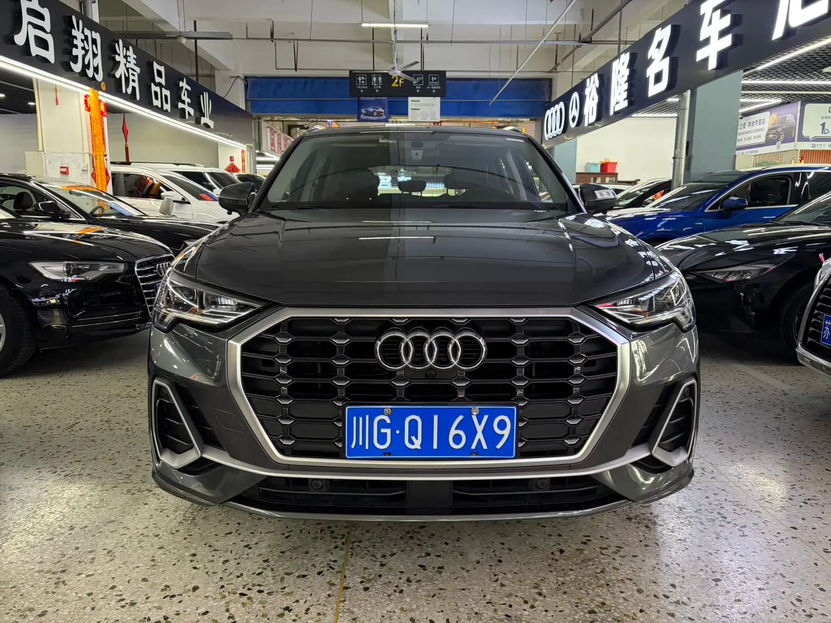 Audi Q3 2021 г. 63122 км. — фото 2