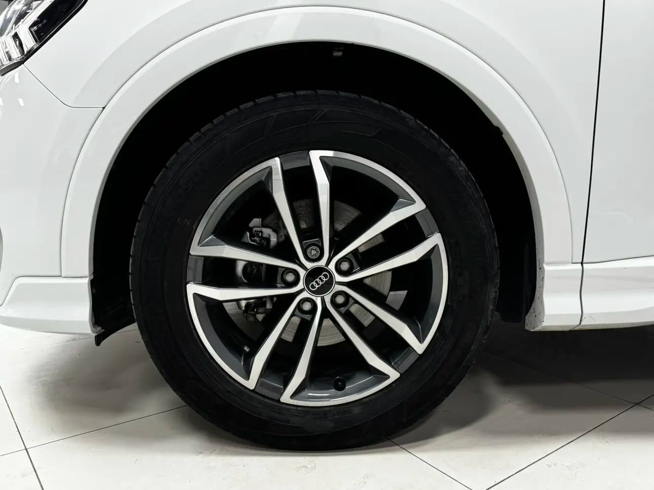 Audi Q3 2022 г. 60125 км. — фото 11