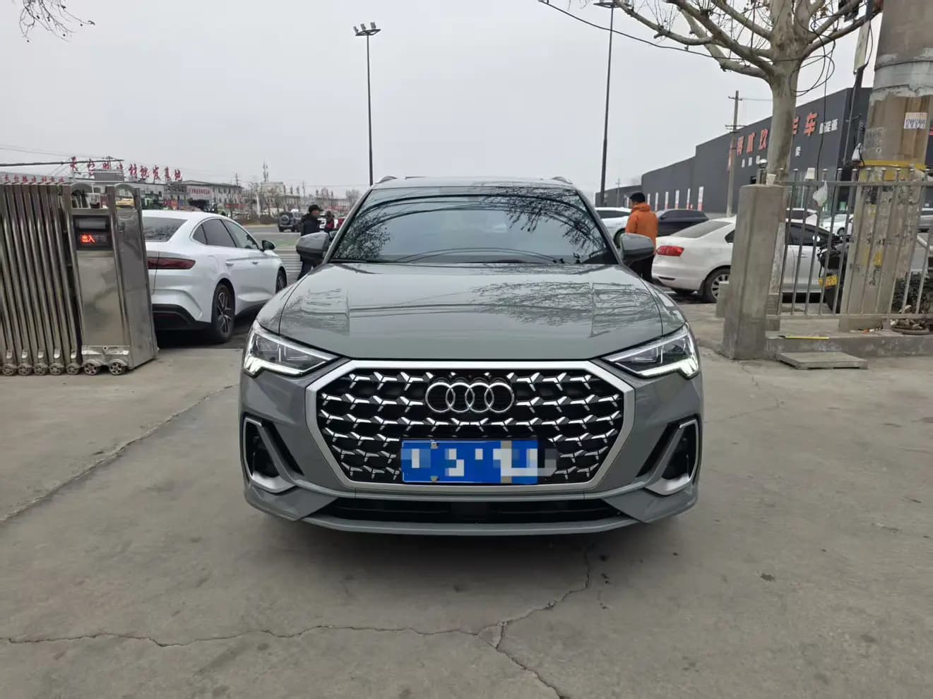 Audi Q3 2024 г. 40126 км. — фото 2