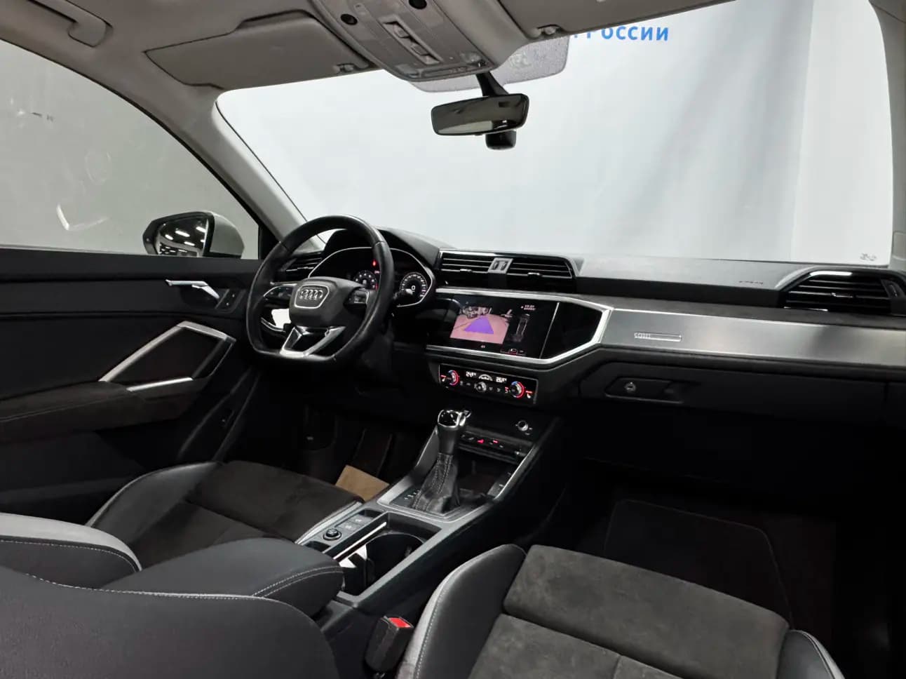 Audi Q3 2021 г. 35127 км. — фото 18