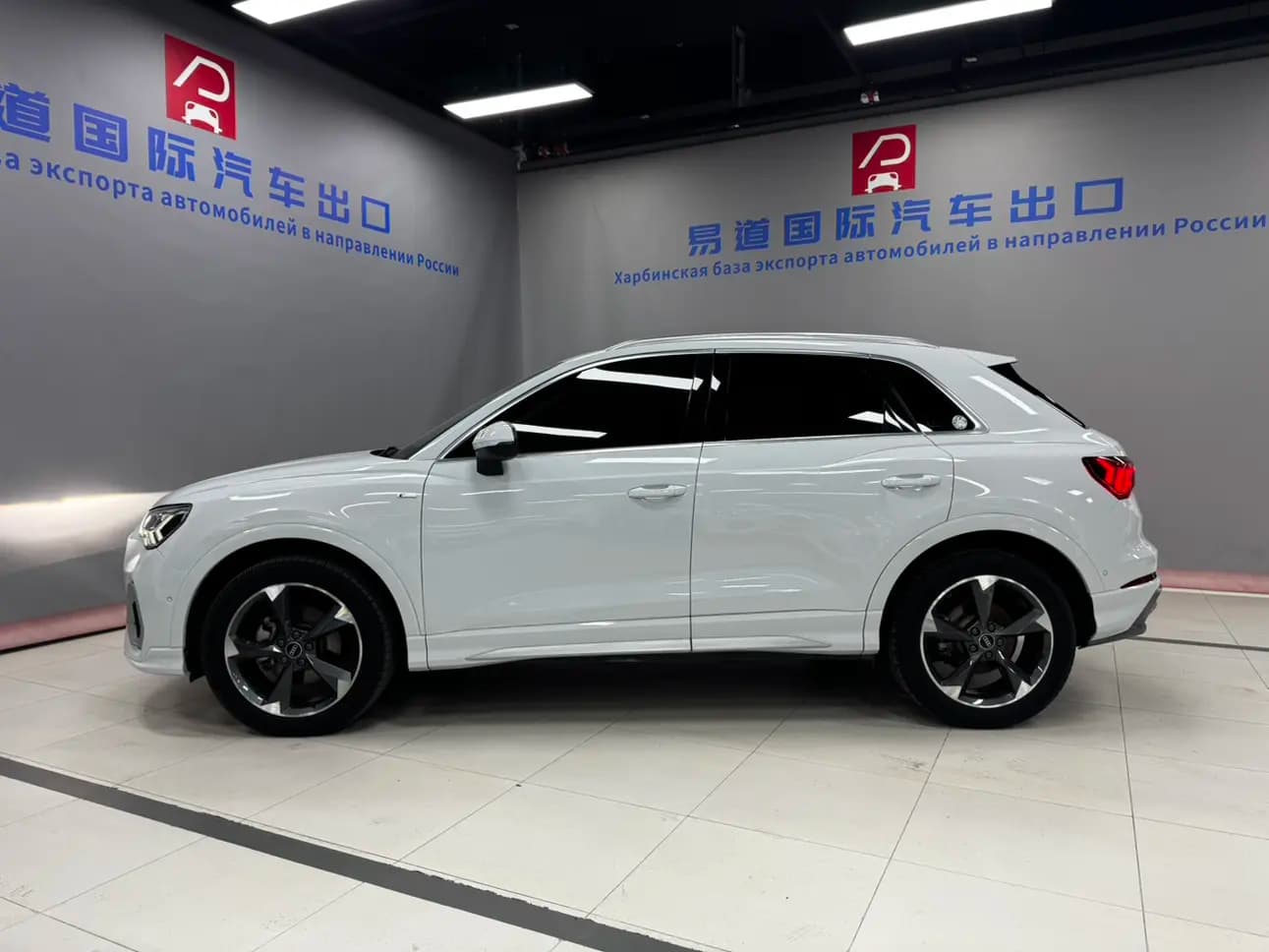 Audi Q3 2021 г. 35127 км. — фото 4