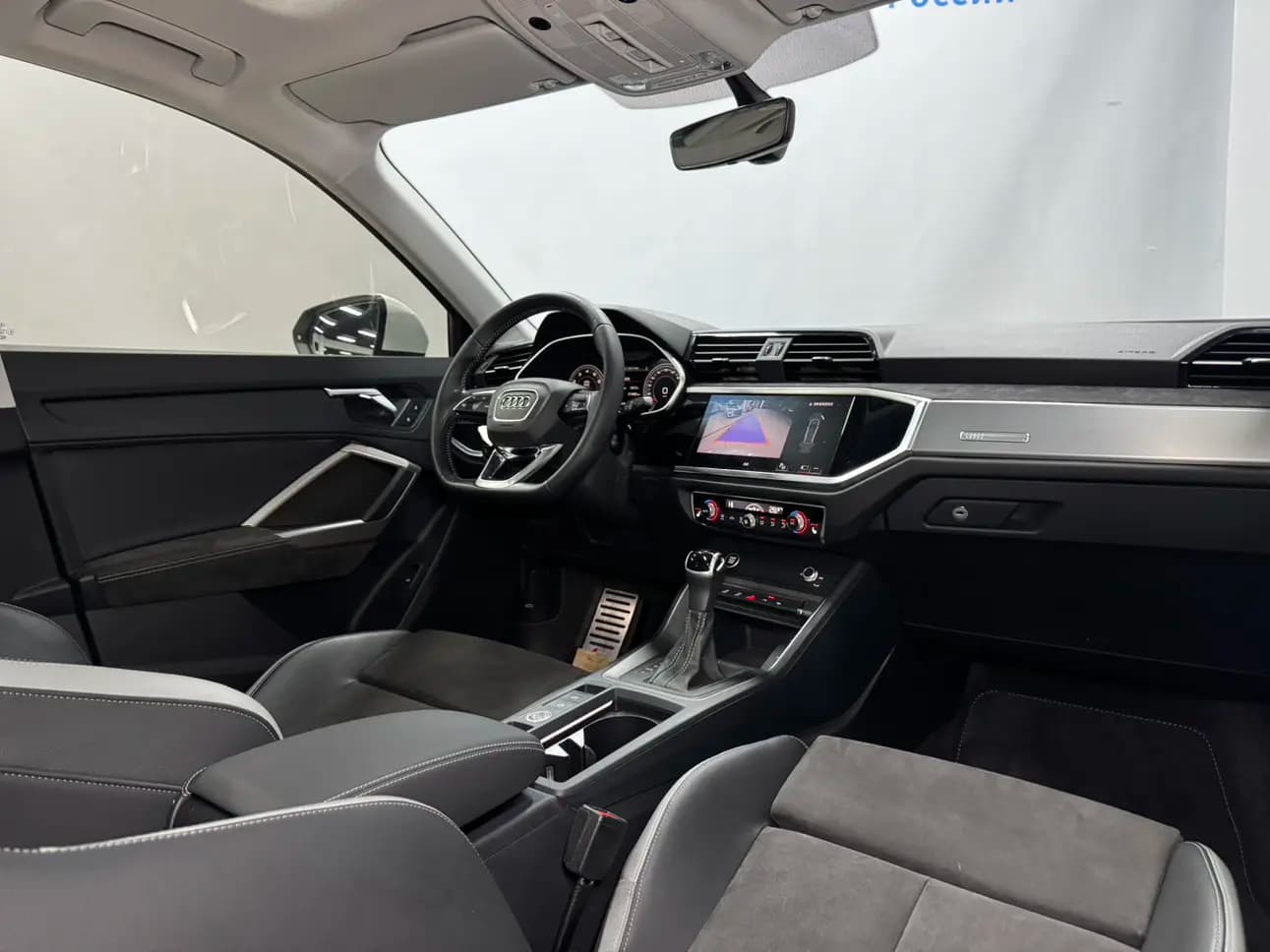 Audi Q3 2021 г. 41129 км. — фото 17