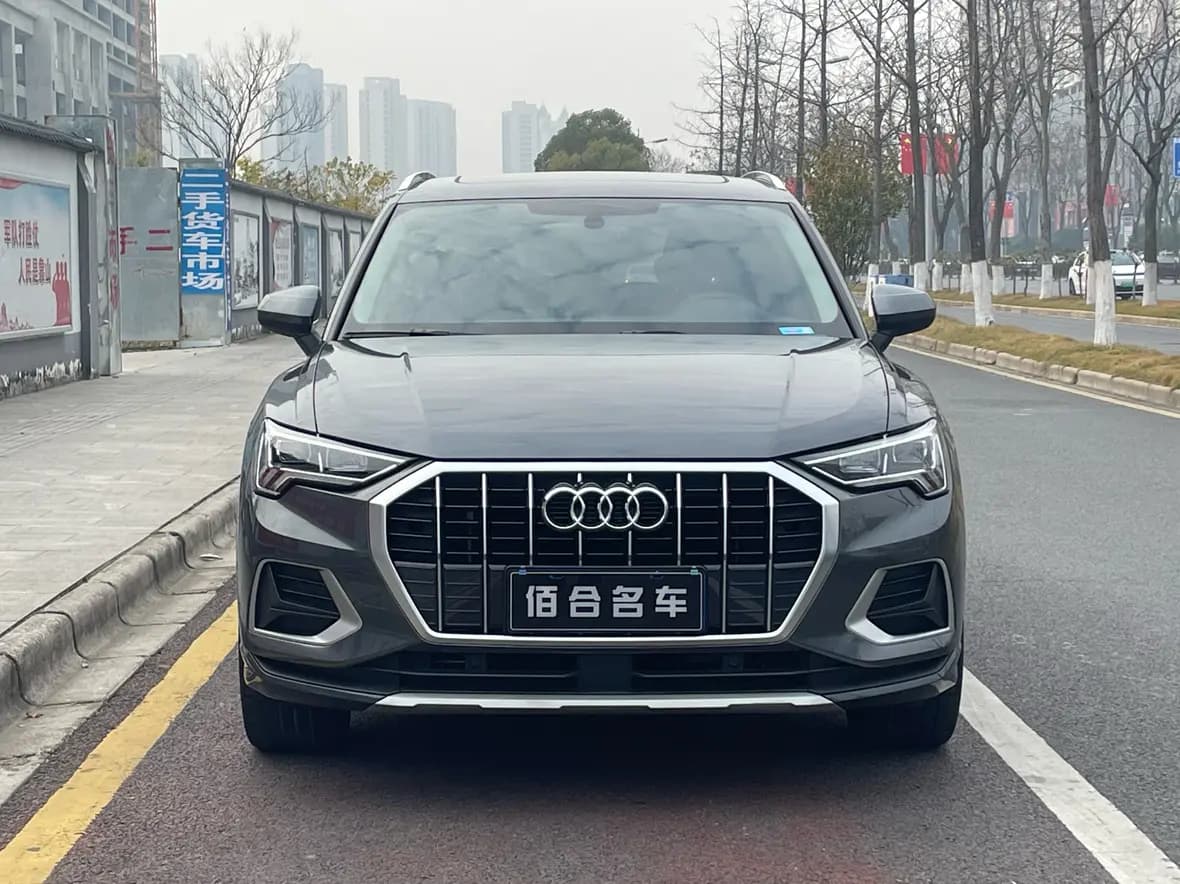 Audi Q3 2022 г. 49132 км. — фото 2