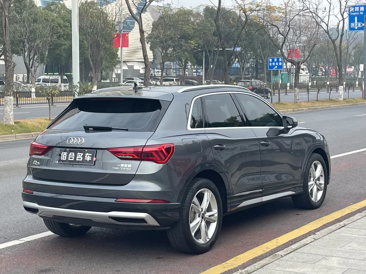 Audi Q3 2022 г. 49132 км. — фото 6