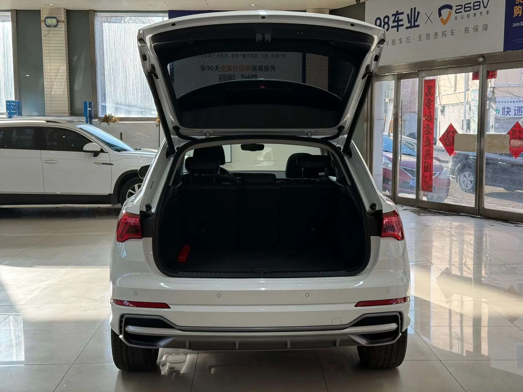 Audi Q3 2022 г. 45144 км. — фото 20