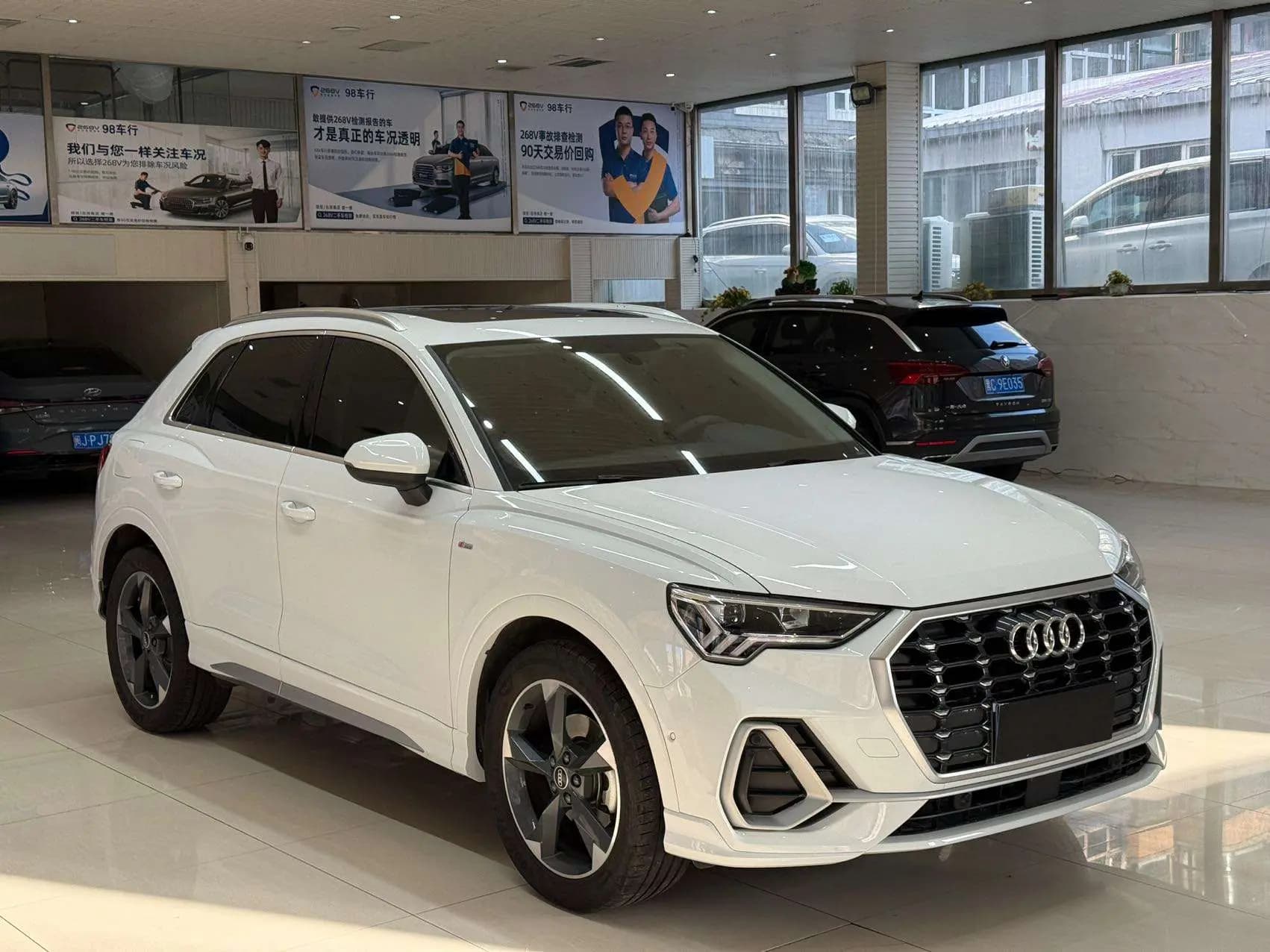 Audi Q3 2022 г. 45144 км. — фото 3